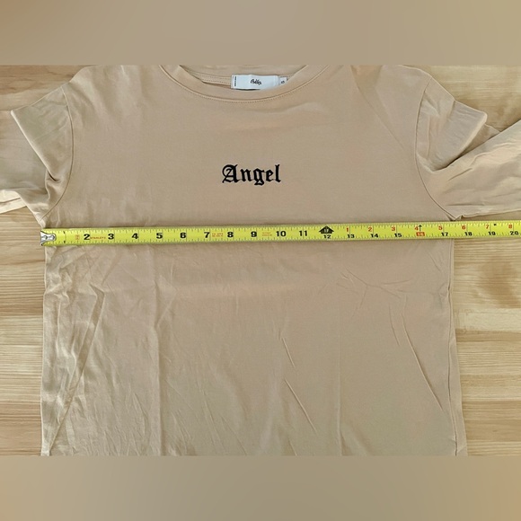 Adika Angel Embroidered Tan Long Sleeve Shirt Women’s Sz Small Soft Stretchy Y2K - Picture 8 of 10